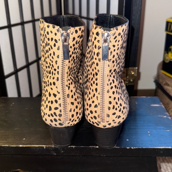 Leopard Print Ankle Boots - Picture 4 of 7